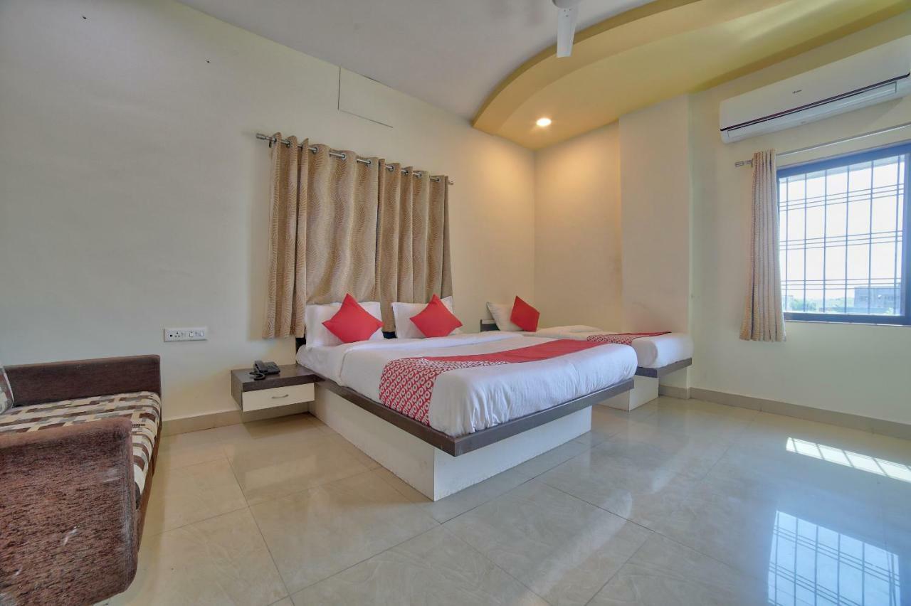 Oyo 35538 Hotel Risha Chandrapur Exteriér fotografie
